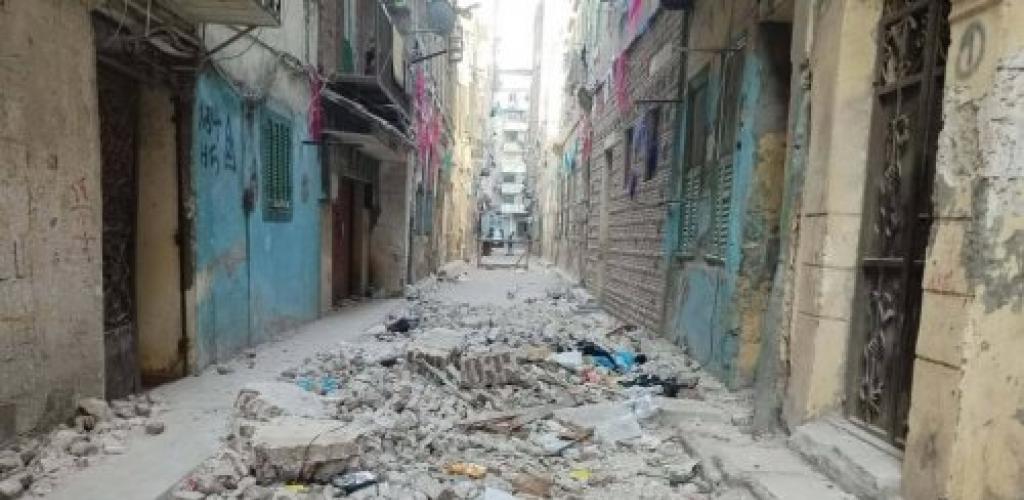 استجابة فورية للمواطنين.. حي الجمرك يفتح طرقاً مغلقة ويزيل مخلفات بمشاركة "نهضة مصر"