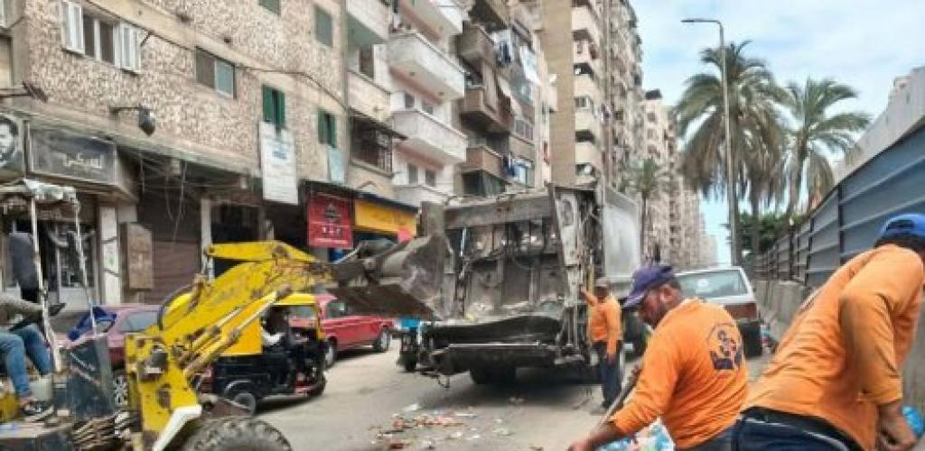 حي ثان المنتزة تكلف بمتابعة الحالة العامة للنظافة ورصد ورفع المخلفات بشارع ملك حفني بحري