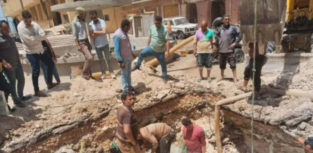 حى العجمى يواصل متابعة أعمال صيانة مرفقى مياه الشرب والصرف الصحى لتحسين الخدمات المقدمة للمواطنين