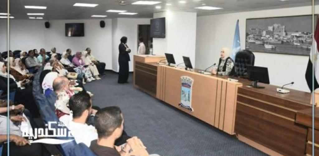 ضمن أنشطة مبادرة "أنا متعلم مدى الحياة" ودعماً للمشروعات الخضراء الذكية