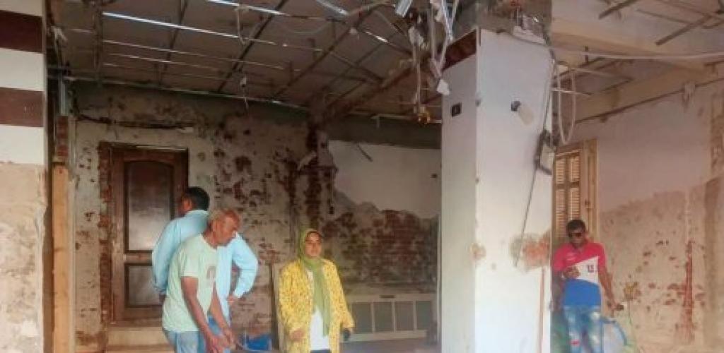 حي وسط يوقف محاولة تحويل وحدة سكنية إلى محال تجارية بمحرم بك.. وغلق وتشميع الوحدة واتخاذ الإجراءات القانونية اللازمة