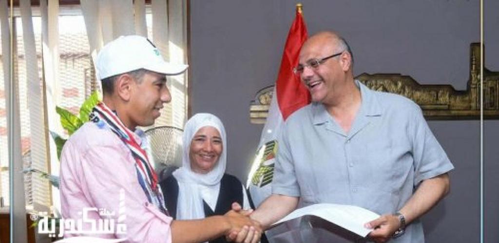 محافظ الإسكندرية يعقد لقاءً جماهيريًا بحي غرب ويبحث 22 شكوى للمواطنين