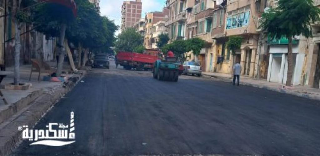 ​رئيس حي غرب تفحص أعمال إعادة الشيء لأصله بشارع أم السلطان الجديد