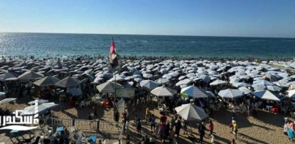 إشغالات شواطئ الإسكندرية اليوم: "الهانوفيل" يرفع لافتة كامل العدد.. ومعدلات إقبال مرتفعة بالقطاع الشرقي