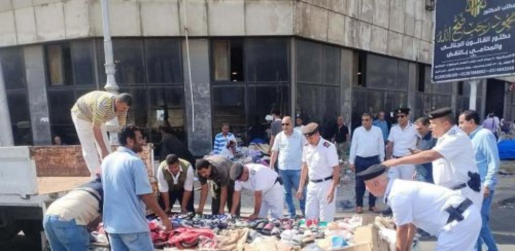 حملات مكبرة لحي الجمرك بالإسكندرية لإزالة 242 حالة إشغال في الميادين الكبرى