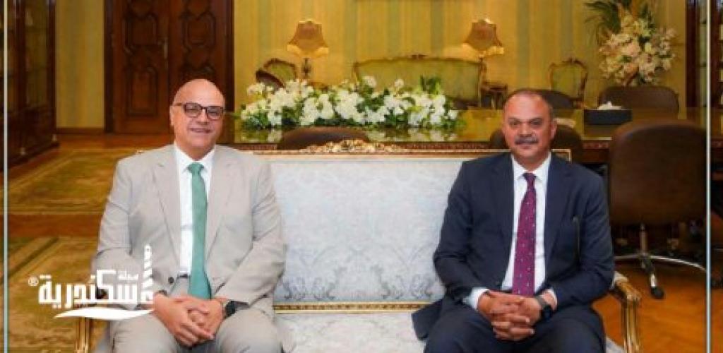 محافظ الإسكندرية يهنئ اللواء حاتم الحداد لتوليه قيادة أمن المحافظة ويشيد بجهود اللواء رشاد فاروق