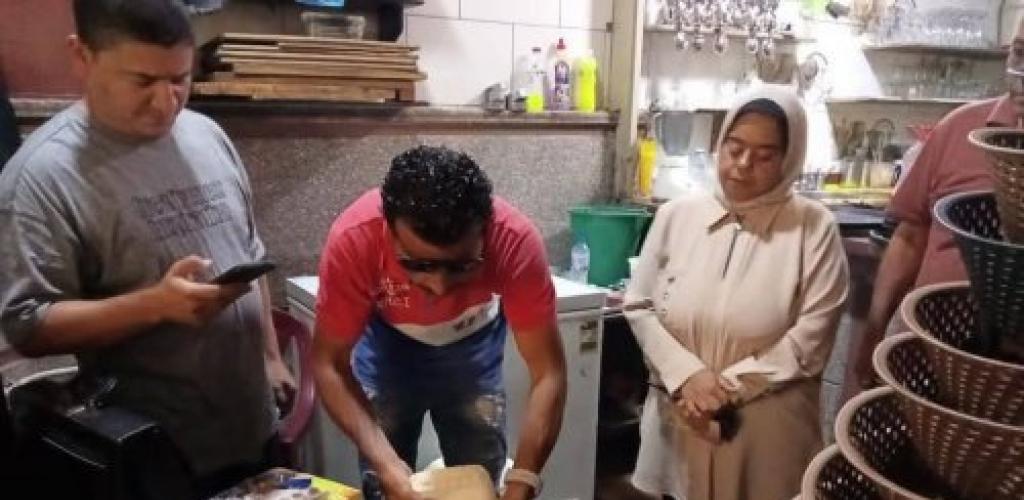 حي وسط....غلق 8 منشآت وتحصيل 46 ألف جنيه غرامات وإعدام 70.5 كجم أغذية فاسدة