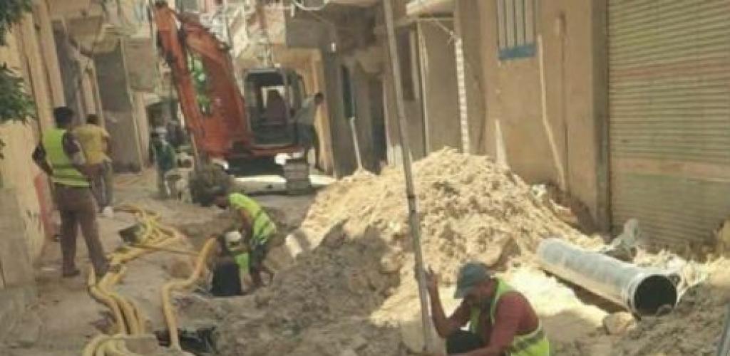 حى العجمى يواصل المتابعة الميدانية لأعمال شركة الصرف الصحى ومياه الشرب لتحسين مستوى المرافق العامة