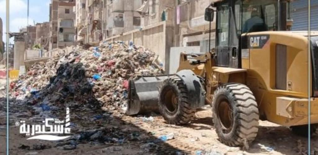 666 طناً حصيلة أعمال رفع المخلفات بحرم المترو في الإسكندرية منذ بداية أغسطس