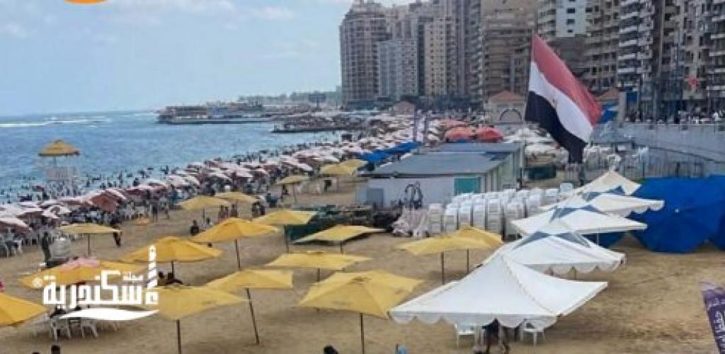 لضمان سلامتك.. حالة الرايات على شواطئ الإسكندرية وأرقام الطوارئ للقطاعين الشرقي والغربي