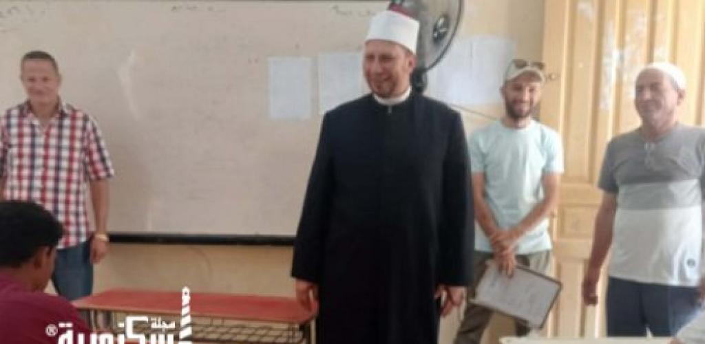 مع انطلاق امتحانات الدور الثاني للشهادة الثانوية الأزهرية.. رئيس منطقة الإسكندرية يتفقد لجنة العامرية ويتابع انتظام اللجان