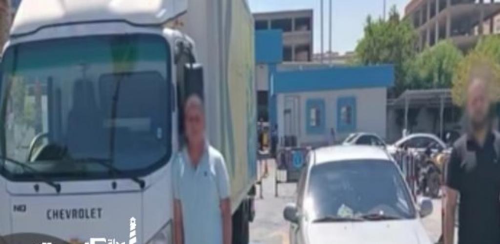 الداخلية تكشف ملابسات فيديو إعاقة الحركة المرورية بالإسكندرية وتضبط السيارتين وقائديهما
