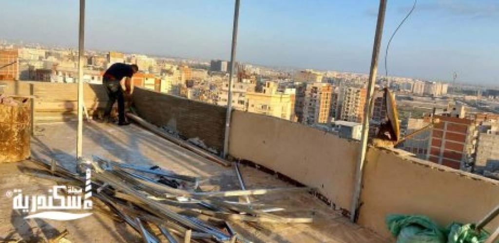 إيقاف أعمال هدم وتعديل بدون ترخيص وفك شِدَّتين خشبيتين بحي وسط