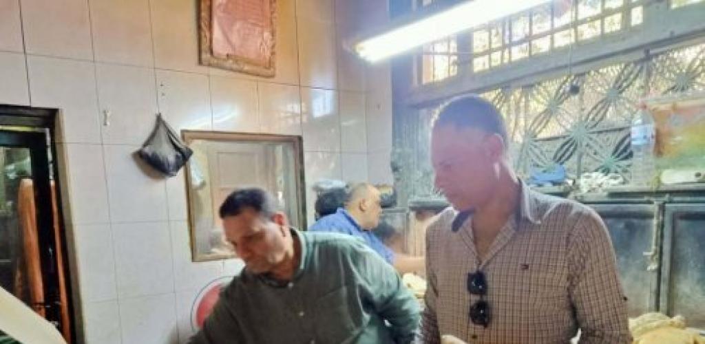 تموين الإسكندرية يضبط 13 طن دقيق مدعم ويحرر 24 مخالفة خلال حملات فجرية على المخابز