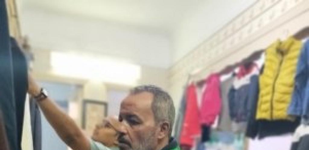 «اختاروا براحتكم ومن غير تصوير» .. معرض ملابس شتوية بالمجان للأسر في الإسكندرية