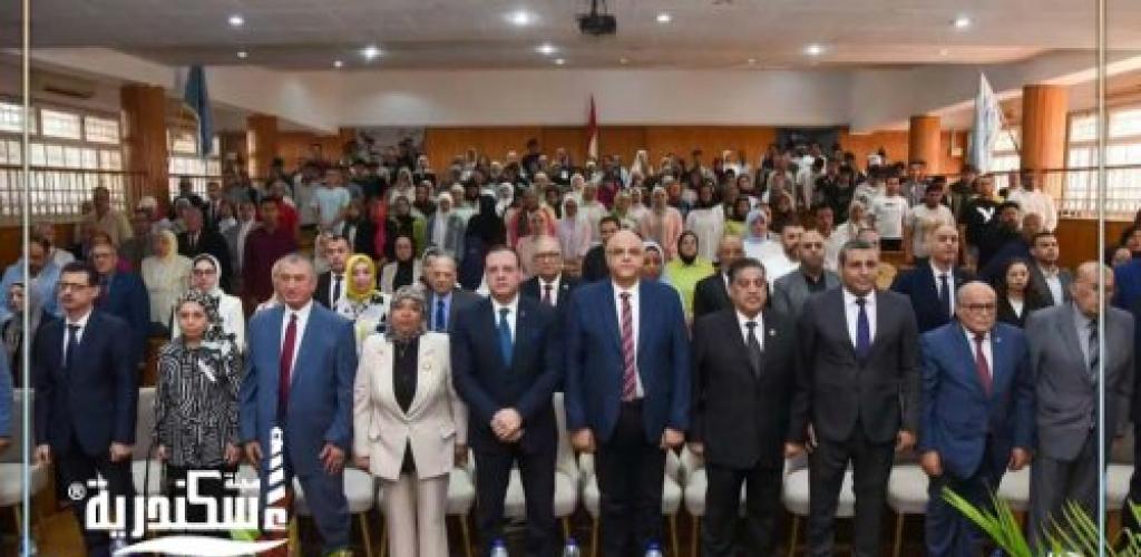 بحضور القيادات والأسرة.. محافظ الإسكندرية يشهد احتفالية "يوم الوفاء" للراحل أحمد زويل بعلوم الإسكندرية