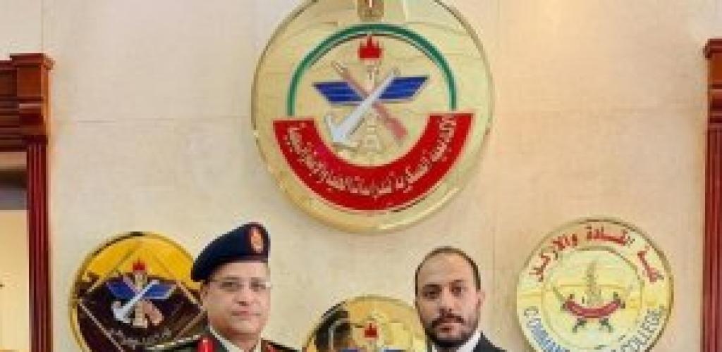 حاتم القبطان يختتم مشاركته في دورة "صناع القرار 6" بالأكاديمية العسكرية للدراسات العليا والإستراتيجية