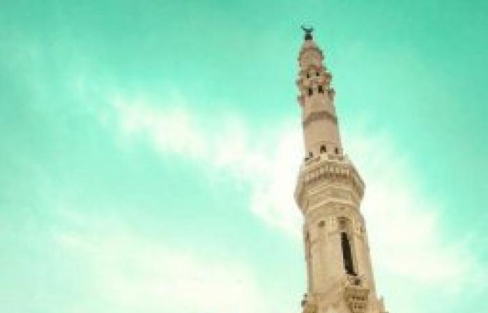 عاجل : السيطرة على حريق بمسجد القائد إبراهيم