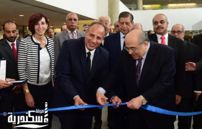 سلطان والفقي يفتتحان معرض مخطوطة " وصف الإسكندرية "