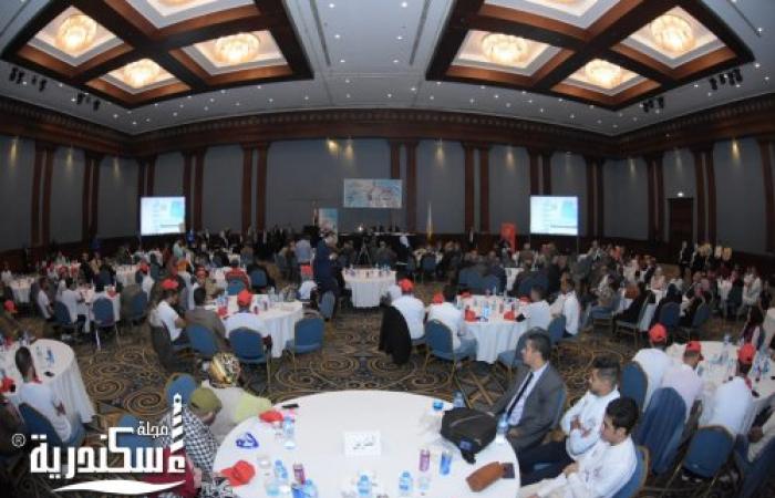 محافظ الإسكندرية ووزير القوي العاملة يطلقان البرنامج الثالث من مبادرة "مصر بكم أجمل"