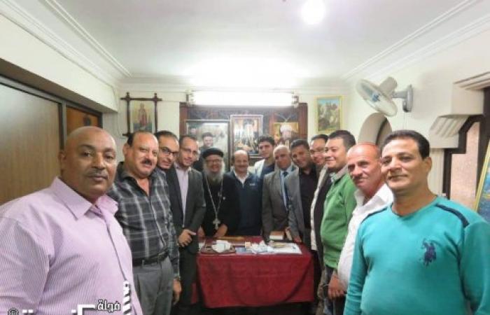 جيل الاسكندرية فى زيارة لكنيسة مارجرجس لتقديم التهنئة للأقباط