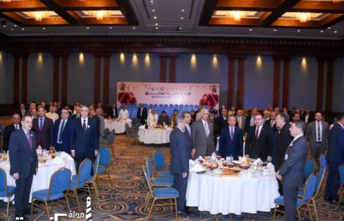 محافظ الإسكندرية يشارك في الملتقى الأول للمسئولية المجتمعية لقسم القلب بكلية الطب تحت عنوان " الإسكندرية تستحق شارك وساعد غيرك "