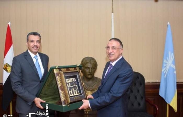 محافظ الإسكندرية يستقبل قنصل عام المملكة العربية السعودية للتهنئة بتوليه مهام منصبه وبحث سبل تعزيز العلاقات بين الجانبين