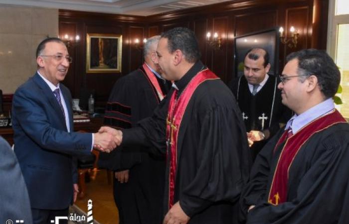 محافظ الإسكندرية يستقبل وفدا من الطائفة الانجيلية لتهنئته بتوليه منصبه كمحافظا للثغر
