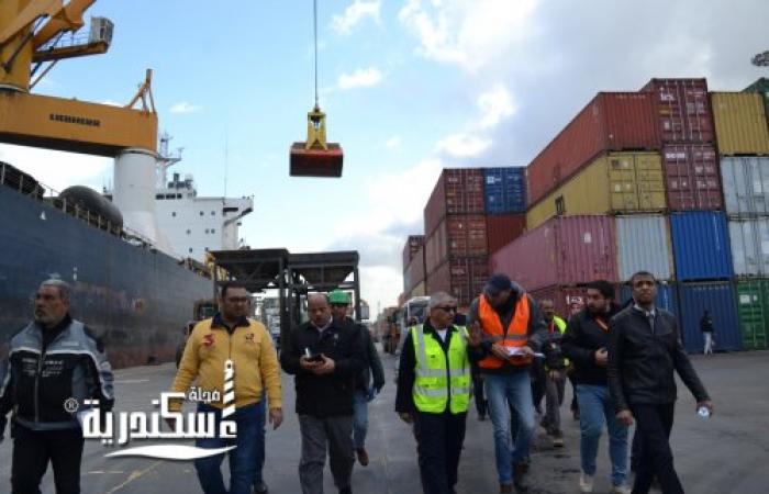 نشاط في حركة السفن والبضائع والشاحنات معدلات الشحن والتفريغ بميناء الإسكندرية