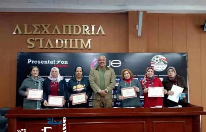 رامبو ستاد الاسكندرية محمد عبدالرازق يكرم الامهات العاملين بالاستاد