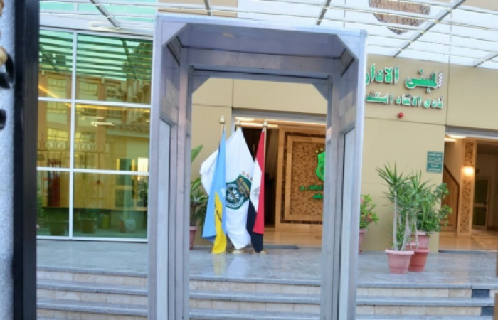 تجهيز فرعى الاتحاد السكندرى بالشاطبى وسموحة ببوابات تعقيم وفقا للاجراءات الاحترازية والوقائية