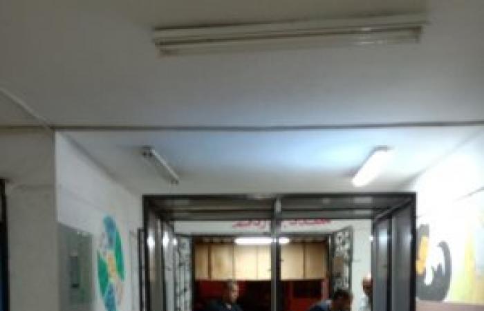 تعليم الإسكندرية تتسلم ١٦٢ بوابة تعقيم وأجهزة الكشف الحراري وكافة مستلزمات الحماية والتعقيم