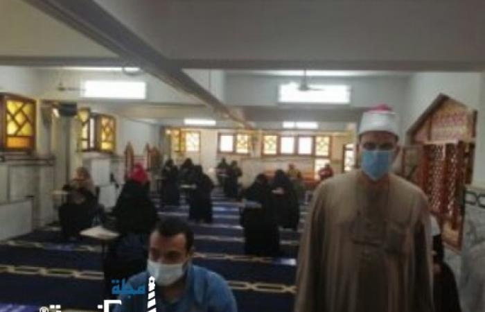 رئيس الإدارة المركزية الأزهرية :  يتفقد لجان امتحان مادة: اللغة الأجنبية