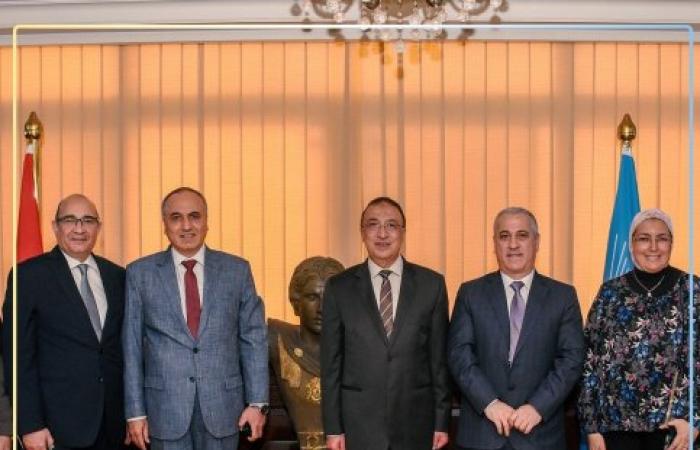 محافظ الإسكندرية يستقبل رئيس الهيئة الوطنية للصحافة و رئيس  مؤسسة الأهرام