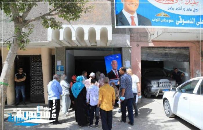 النائب علي الدسوقي عضو مجلس النواب ينظم حملة لتلقي المواطنين لقاح فيروس كورونا بمنطقة أبو سليمان
