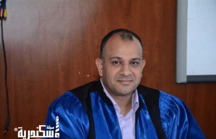 قرار جمهوري بتعيين الدكتور هاني خميس عميداً لـ«آداب الإسكندرية» و« محمد أنور» عميدًا لكلية التربية