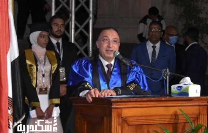 محافظ الإسكندرية لـ طلاب الهندسة: «هناك فرص جيدة لكم في المشروعات القومية»