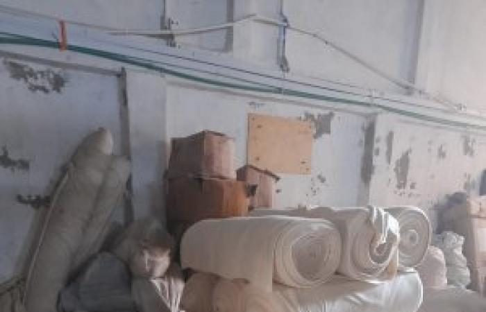 تموين الإسكندرية...ضبط مصنع غزل ونسيج بمنطقة أبيس بدون ترخيص