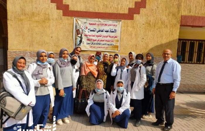 ندوة حول " التعليم الفنى قاطرة التنمية " بغرب الاسكندرية تحت شعار " تعليم فنى وأفتخر"