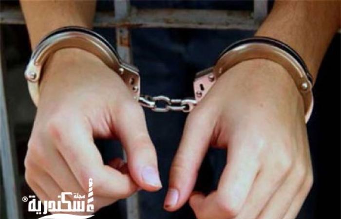 حبس عاطل 4 أيام لحيازته 300 طربة حشيش بقصد ترويجها بالمنتزة
