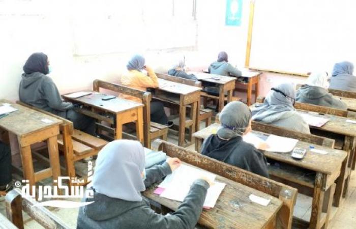 مدير مديرية التربية والتعليم يقوم بجولة تفقدية لمتابعة الامتحانات