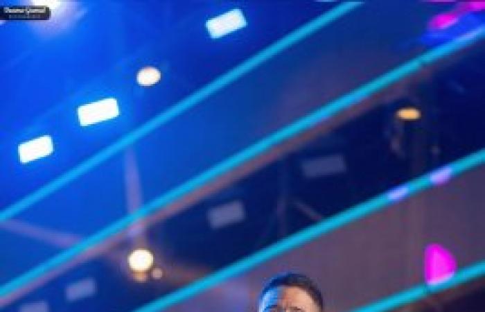 بأشهر اغانية.. "حماقي" يشعل حفله مع خريجي تجارة إنجليزي جامعة الإسكندرية