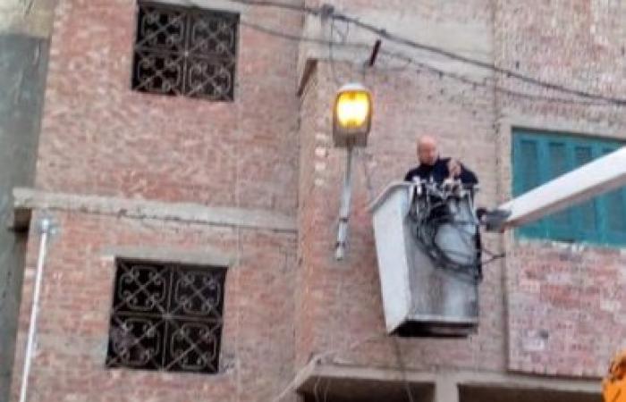 حي وسط...تكثيف أعمال رفع كفاءة الإضاءة العامة