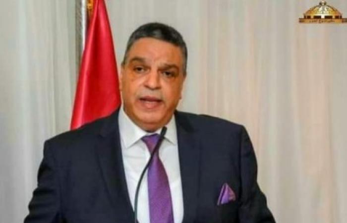 السيد جمعة يهنئ الرئيس عبد الفتاح السيسي ورجال القوات المسلحة والشرطة المصرية والامة العربية بعيد الفطر المبارك.