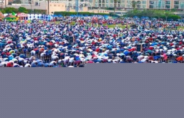 تحت شعار "العيد أحلى بمراكز الشباب" : صلاة العيد تزين أولى فاعليات الساعات الأولى بأول أيام عيد الأضحى