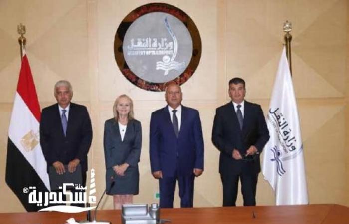 وزير النقل يشهد توقيع عقد تنفيذ البنية الأساسية لمترو الإسكندرية بقيادة "أوراسكوم للإنشاءات"