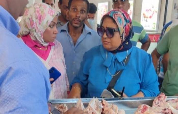 حي وسط...التحفظ على 9 كيلو جرام من اللحوم و41 كيلو جرام من أجزاء دجاج غير صالحة للاستهلاك الآدمي
