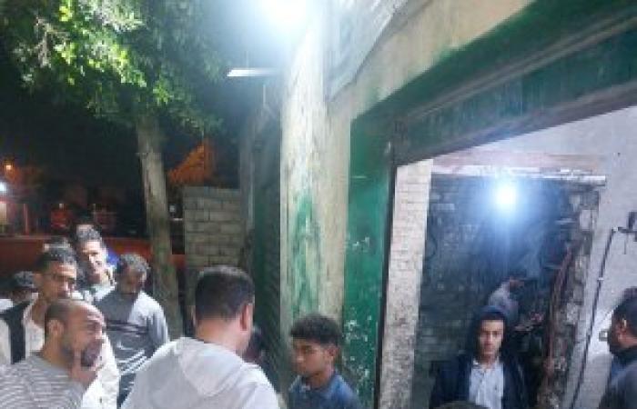 حي العامرية أول يغلق 4 ورش مخالفة لمواعيد الغلق