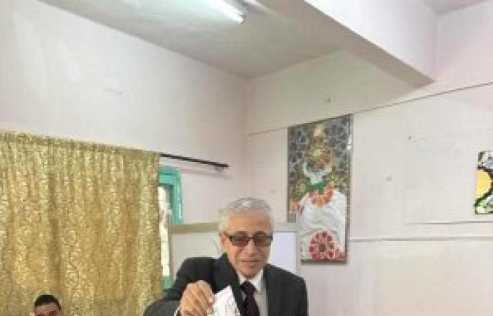 رئيس نادي قضاة الإسكندرية يدلي بصوته في الإنتخابات الرئاسية