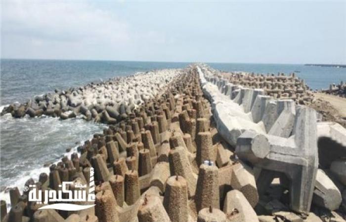 وزير الموارد المائية والرى....مشروع حماية ساحل الإسكندرية (مرحلة أولي) من بئر مسعود حتي المحروسة” بطول ٢ كيلومتر